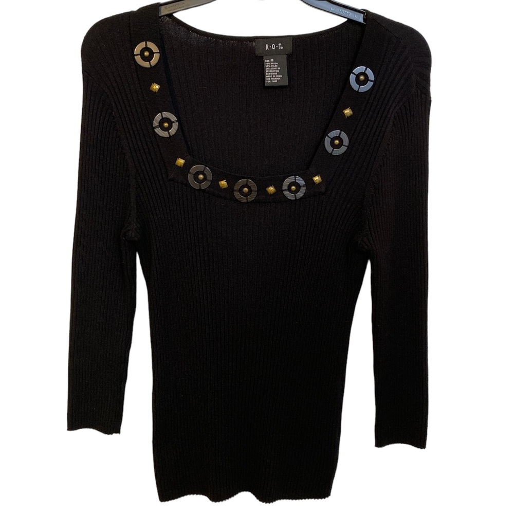 Women’s Sweater Top Knit Black Long Sleeves size Medium Ribbed Embellished